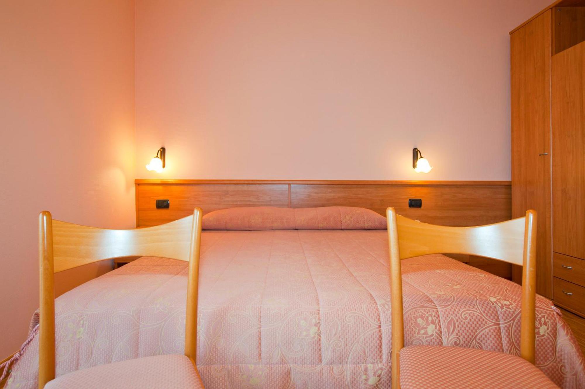 Hotel Migliorati Castione della Presolana Room photo
